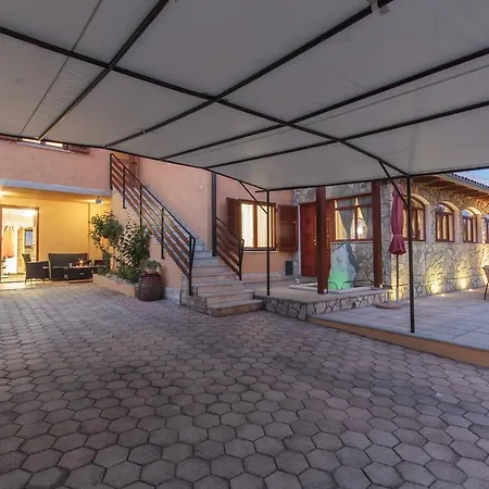 Villa Vinkuran