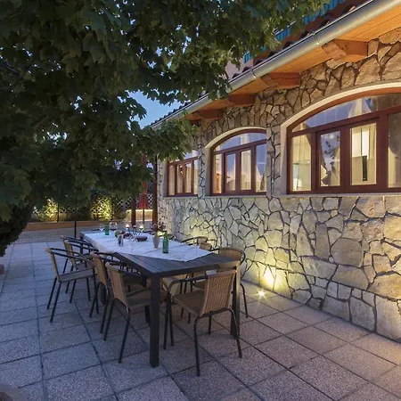 빌라 Villa Vinkuran