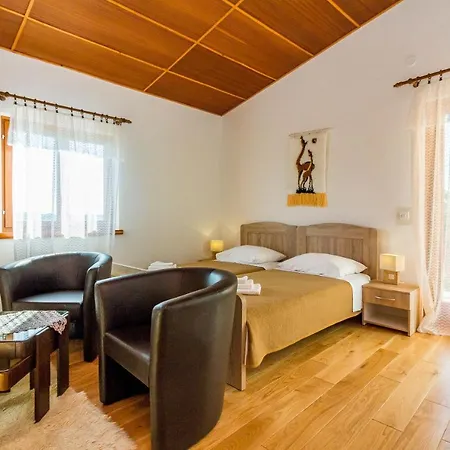 빌라 Villa Vinkuran