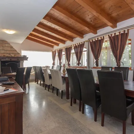 Villa Villa Vinkuran Vinkuran