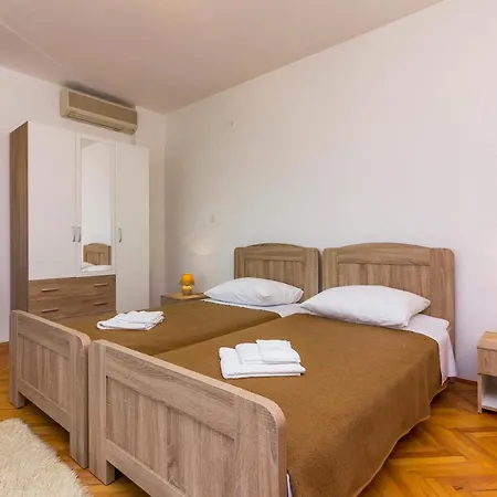 빌라 Villa Vinkuran *