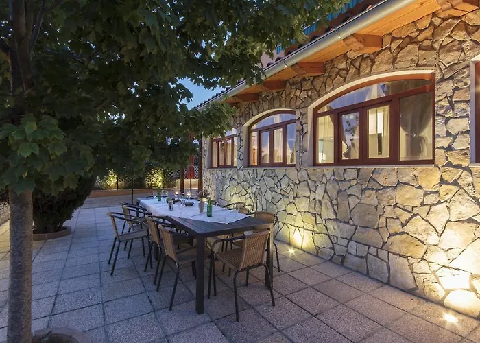 빌라 Villa Vinkuran