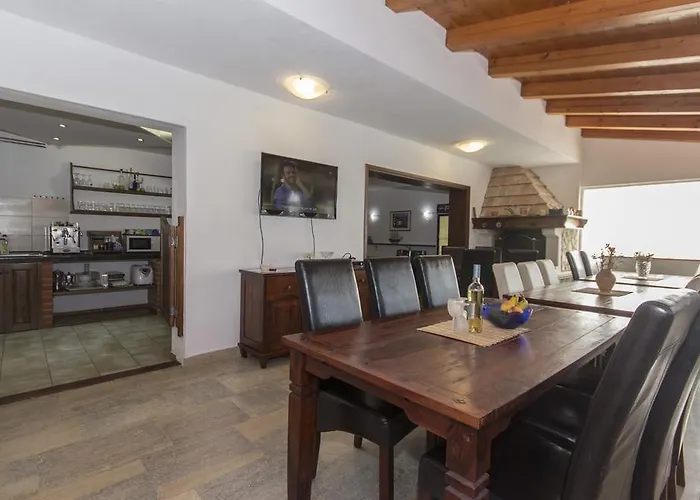 Villa Vinkuran 빈쿠란