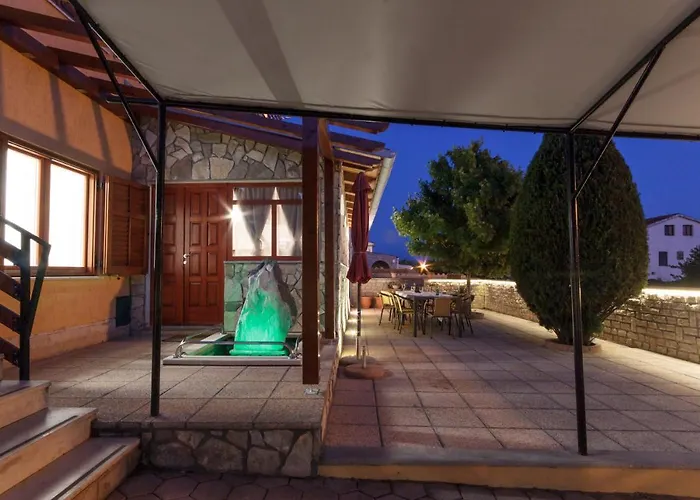 빌라 Villa Vinkuran *