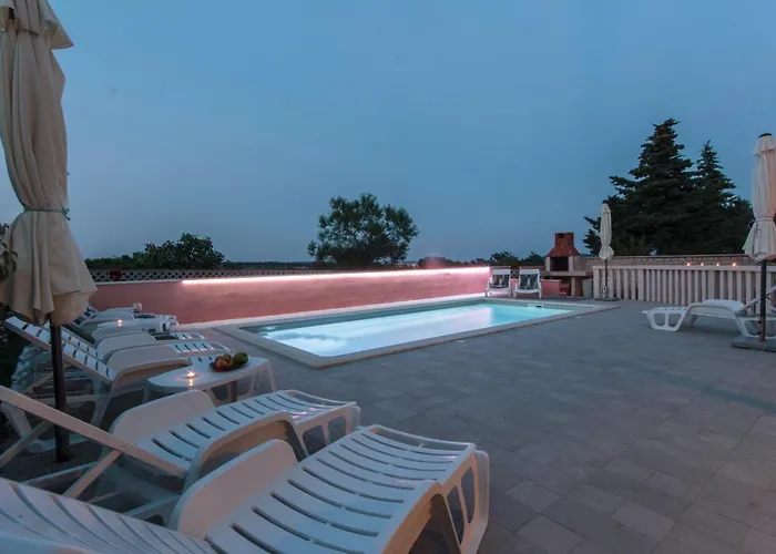 빌라 Villa Vinkuran 빈쿠란