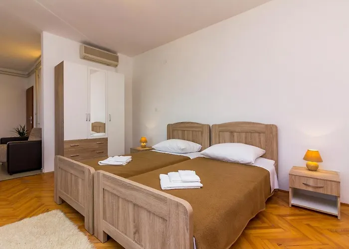 빌라 Villa Vinkuran *