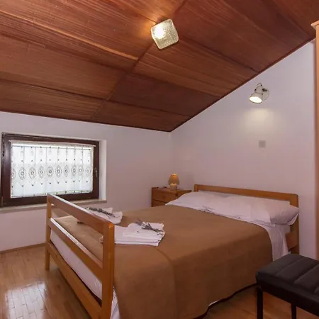 Villa Vinkuran Villa